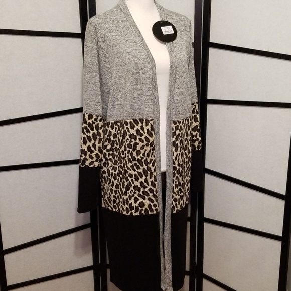 Leopard Colorblock Long Length Cardigan Plus Size - Picture 5 of 6